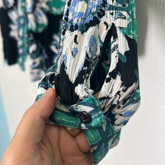 Free People - Good Vibrations Floral Teal Black Button Down Oversized Blouse XS - Picture 7 of 13